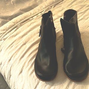 Black Leather Ankle Boots with Brown Trim